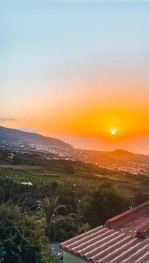 Canarian Cottage With Terrace Surrounded By Garden - Alisios La Orotava 0*,
